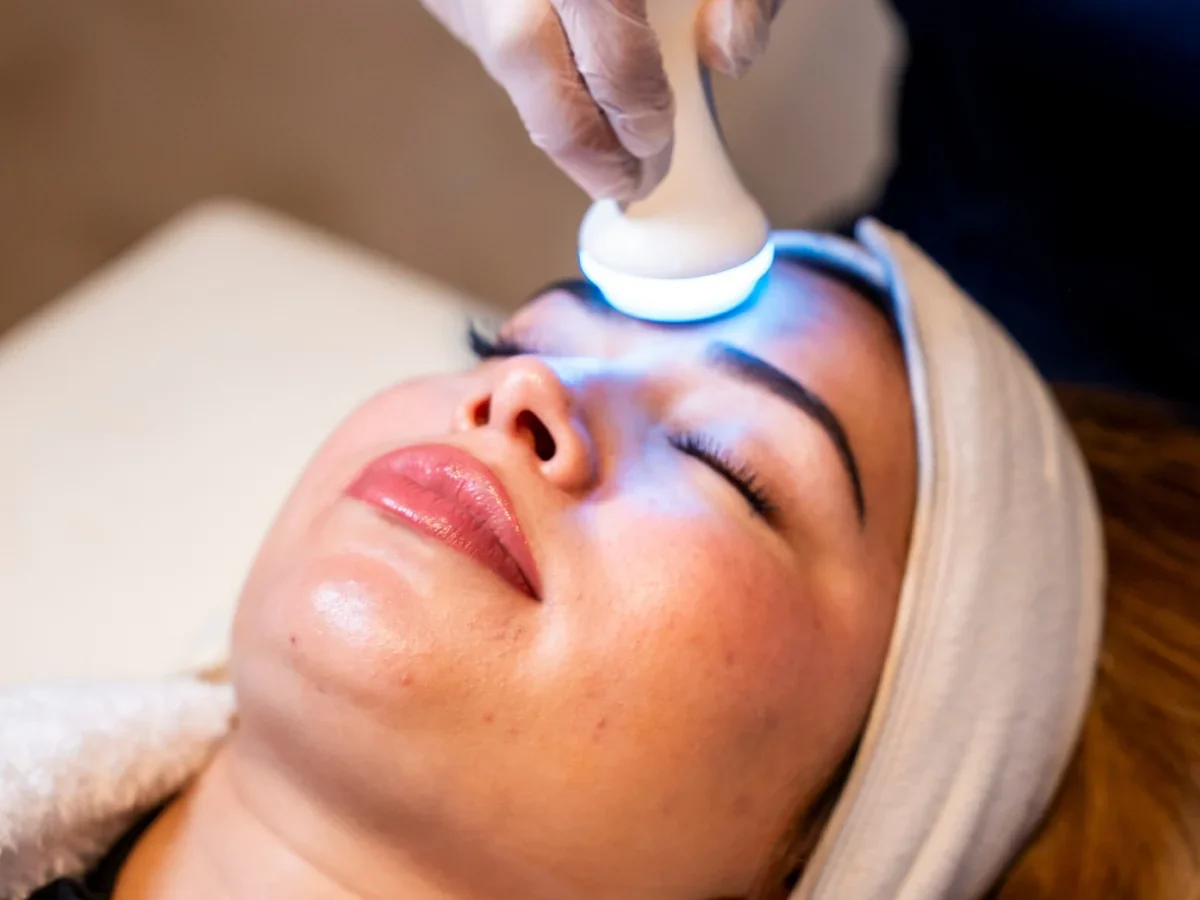 Limpieza Facial Profunda, tratamiento estético en Clínica Beauty Line, La Serena